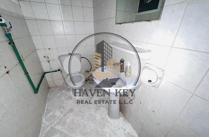 Apartment - 2 - 2 for rent in Fire Station Road - Muwaileh - Sharjah