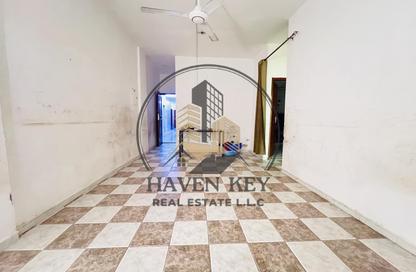 Apartment - 2 - 2 for rent in Fire Station Road - Muwaileh - Sharjah Apartment - 2 - 2 for rent in Fire Station Road - Muwaileh - Sharjah