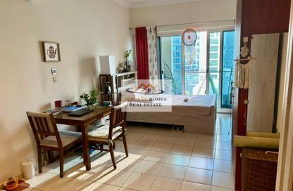 Apartment - Studio - 1 Bathroom for rent in Lake View Tower - JLT Cluster B - Jumeirah Lake Towers - Dubai