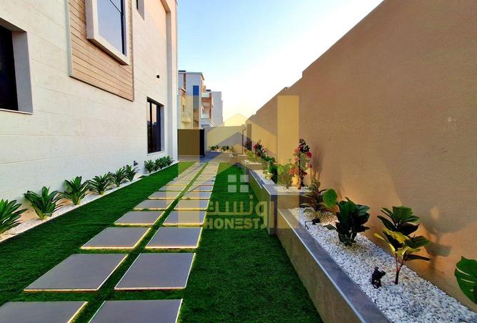 54012421 - Property Image 3