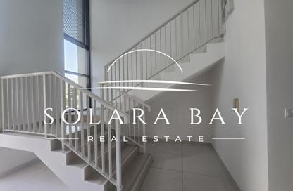 Villa - 3 - 5 for rent in Richmond - Damac Hills - Dubai