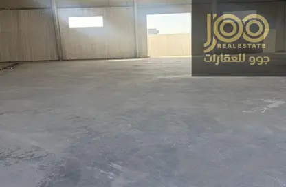 مستودع - استوديو - 1 حمام للايجار في أم الثعوب - أم القيوين