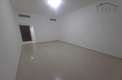 شقة - 2 غرف نوم - 4 حمامات للايجار في ياقوت - باب البحر - جزيرة المرجان - رأس الخيمة