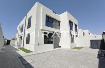 Villa - 4 Bedrooms - 6 Bathrooms for rent in Al Garhoud Villas - Al Garhoud - Dubai