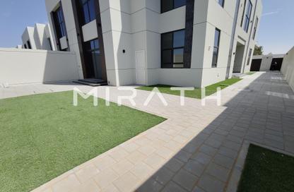 Villa - 4 Bedrooms - 6 Bathrooms for rent in Al Garhoud Villas - Al Garhoud - Dubai