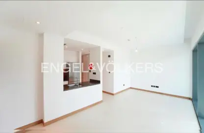 Apartment - 1 Bedroom for rent in Vida Residences Dubai Marina - Dubai Marina - Dubai