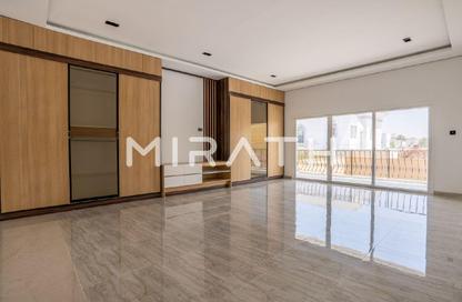 Villa - 5 Bedrooms - 6 Bathrooms for rent in Umm Suqeim 1 Villas - Umm Suqeim 1 - Umm Suqeim - Dubai