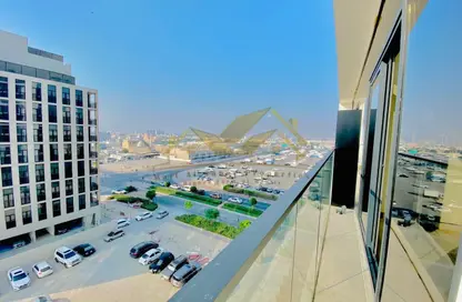 Apartment - 1 Bedroom - 2 Bathrooms for rent in Jumeirah Garden City - Al Satwa - Dubai