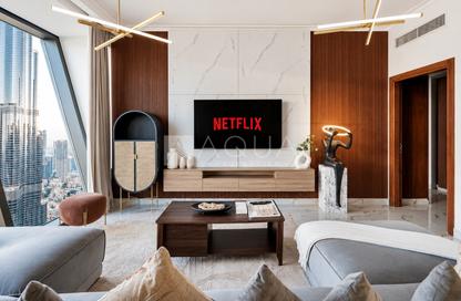 Apartment - 3 Bedrooms - 4 Bathrooms for sale in Burj Vista Tower 1 - Burj Vista - Downtown Dubai - Dubai