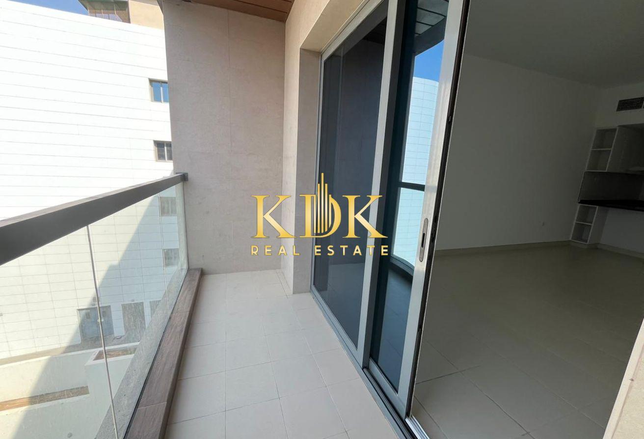 Premium 1 BR |Unfurnished |Spacious & Bright Unit photo 11