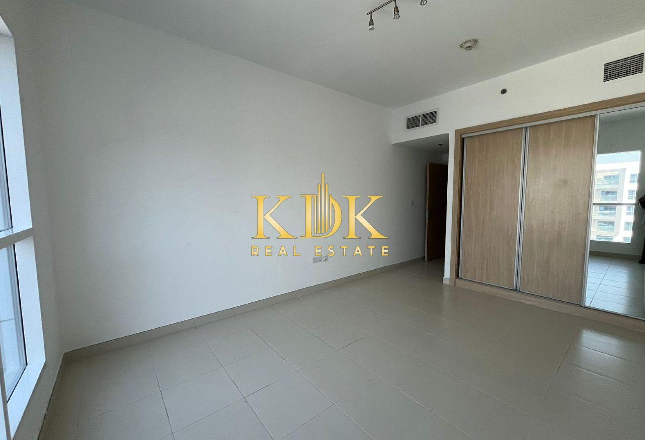 Premium 1 BR |Unfurnished |Spacious & Bright Unit photo 6