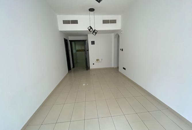 128373837 - Property Image 3