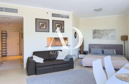 Apartment - Studio - 1 for rent in Jumeirah Bay X1 - Jumeirah Bay Towers - JLT Cluster X - Jumeirah Lake Towers - Dubai