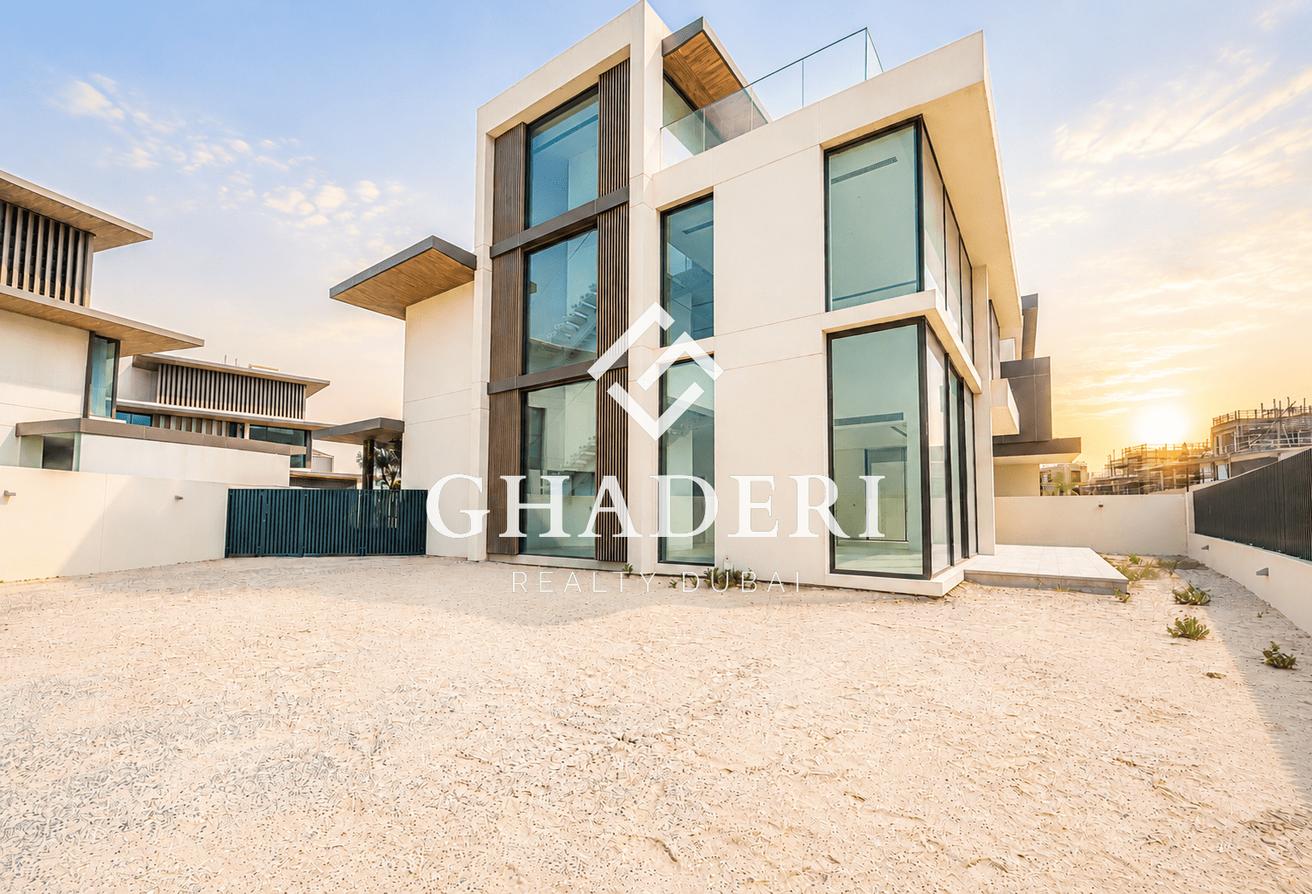 Vacant I Modern Villa I Area Specialist photo 2