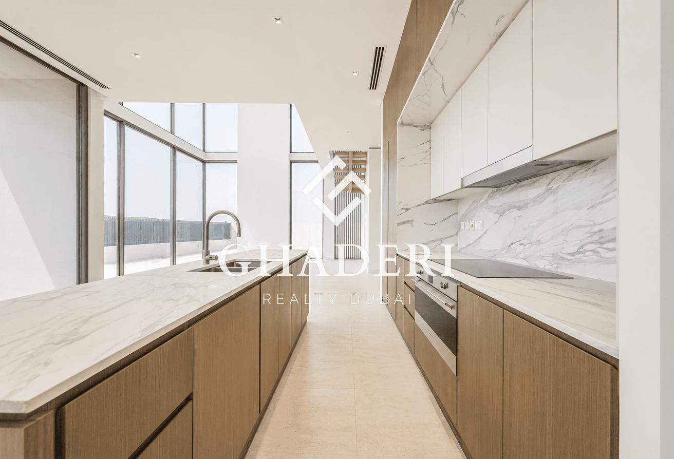 Vacant I Modern Villa I Area Specialist photo 7