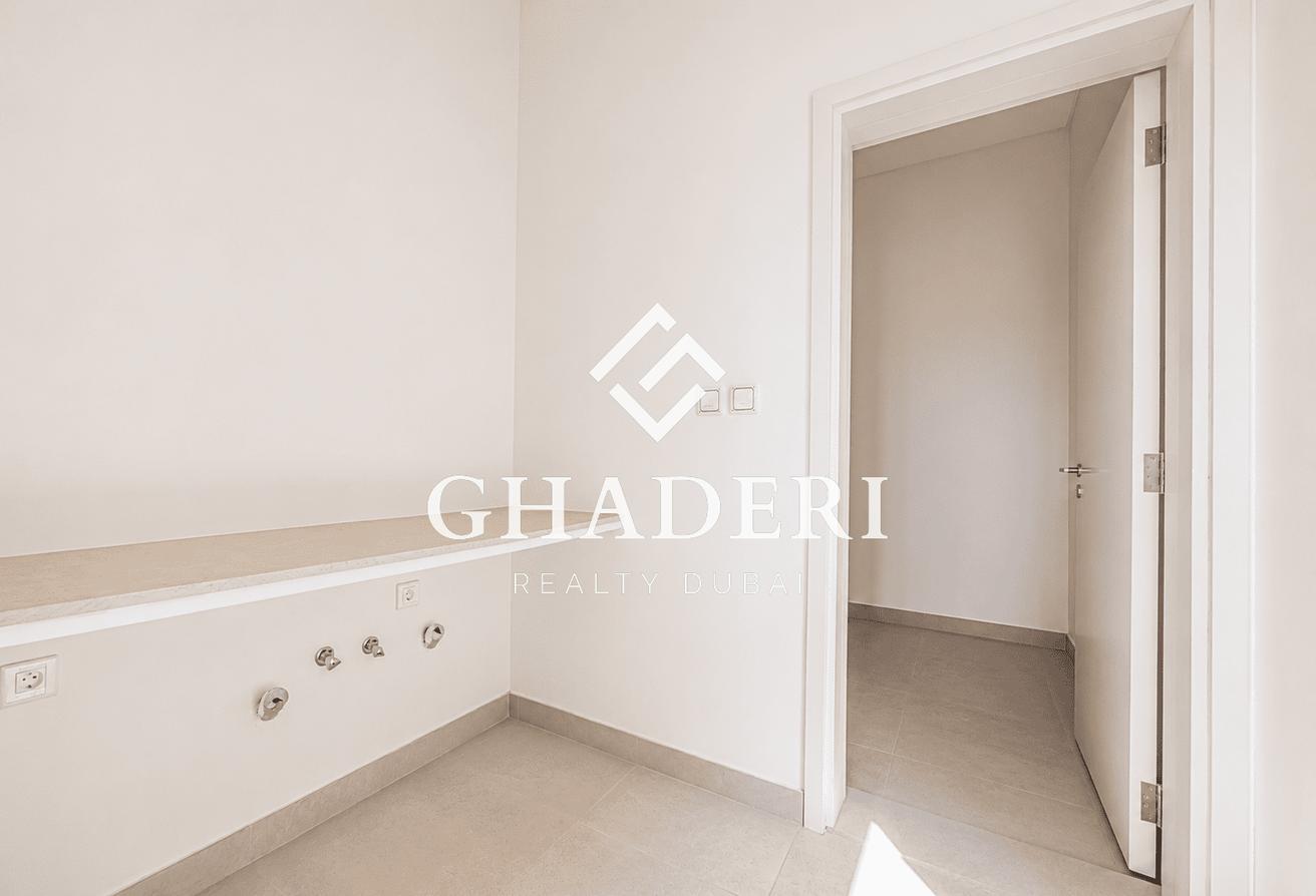 Vacant I Modern Villa I Area Specialist photo 12