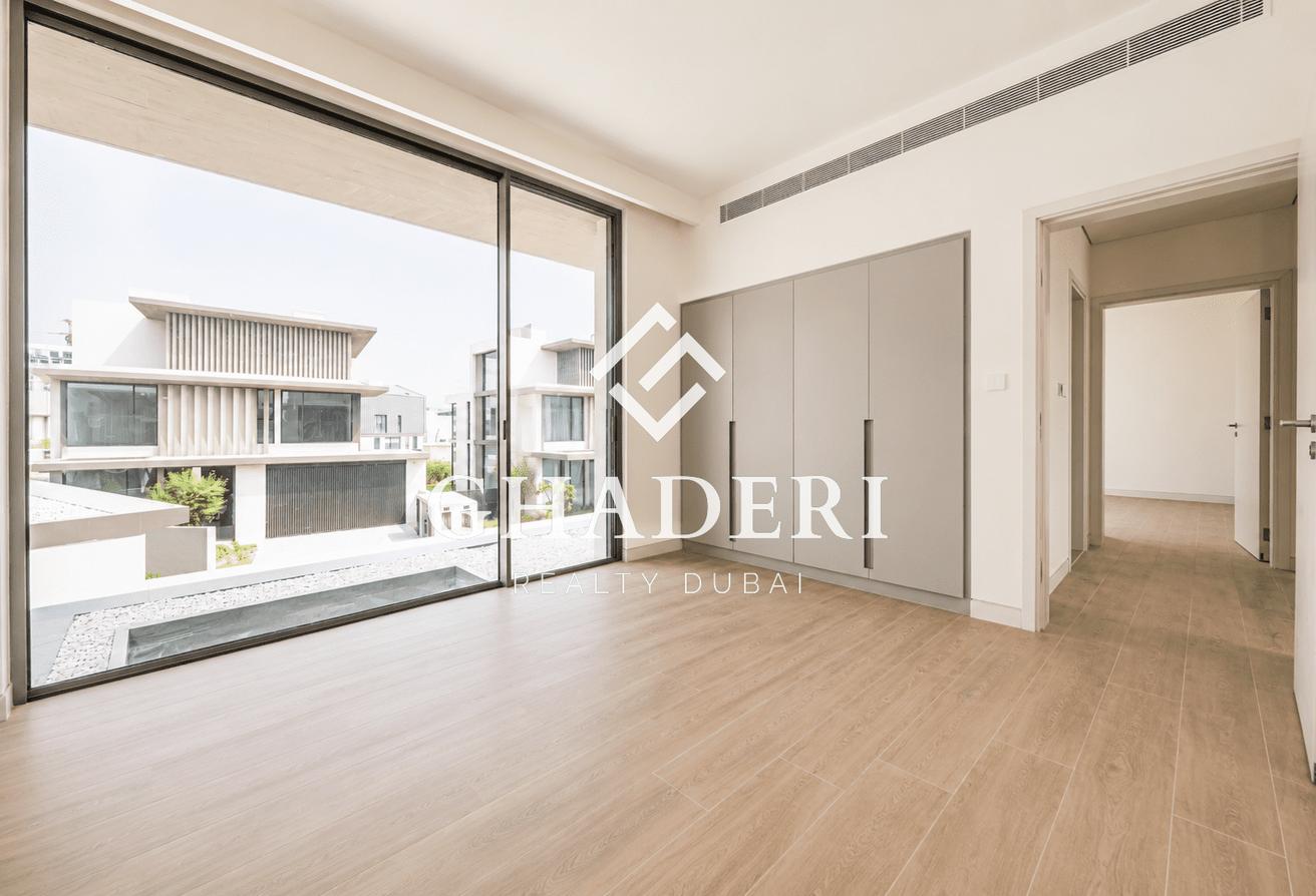 Vacant I Modern Villa I Area Specialist photo 13
