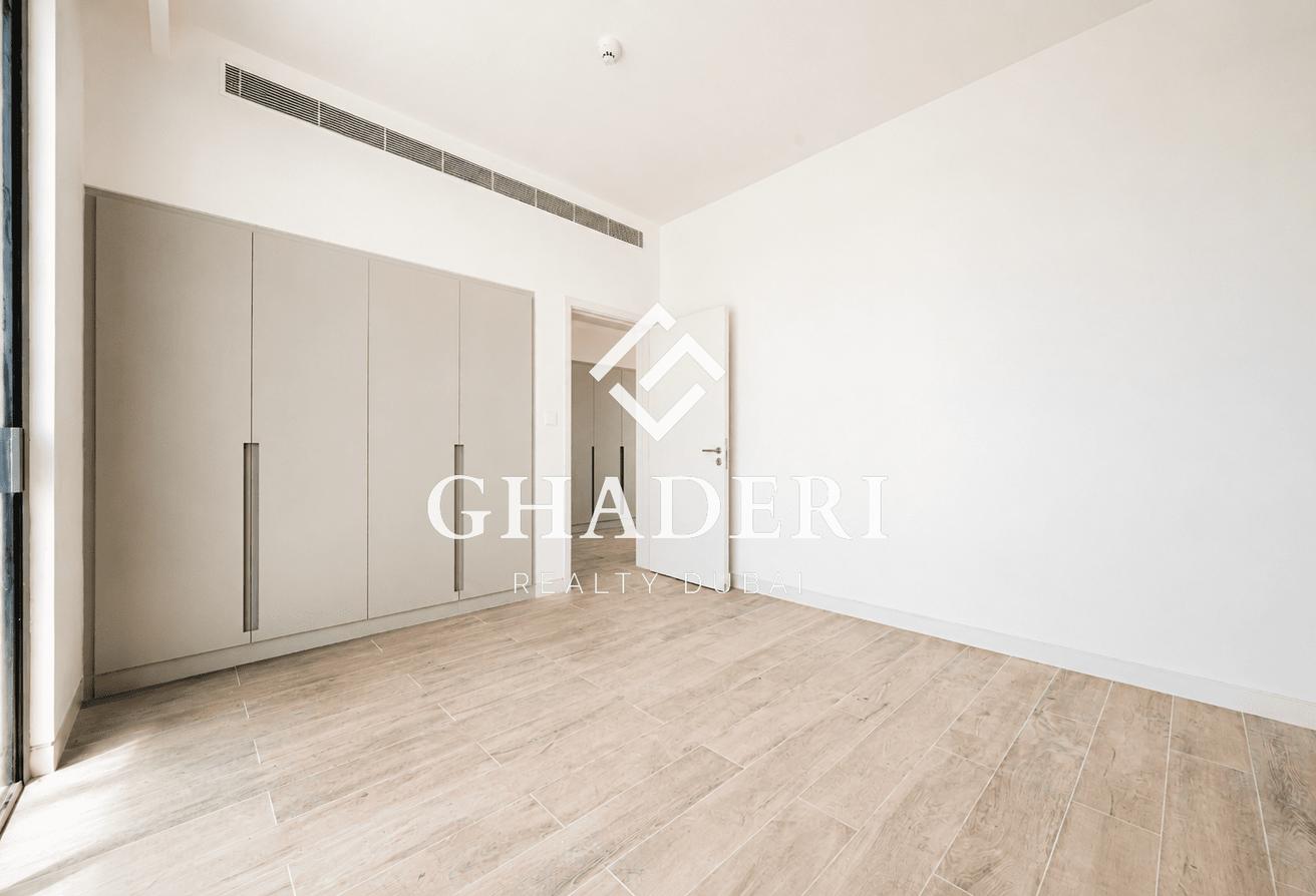 Vacant I Modern Villa I Area Specialist photo 16