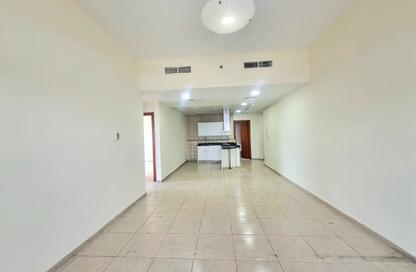 Apartment - 2 Bedrooms - 2 Bathrooms for rent in Palace Tower 2 - Palace Towers - Dubai Silicon Oasis - Dubai Apartment - 2 Bedrooms - 2 Bathrooms for rent in Palace Tower 2 - Palace Towers - Dubai Silicon Oasis - Dubai