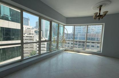 Apartment - 1 Bedroom - 2 Bathrooms for rent in Al Majaz 3 - Al Majaz - Sharjah