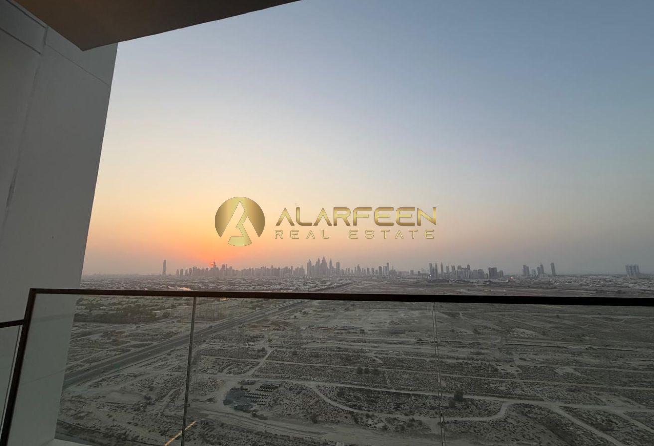 Furnished Studio |Binghatti Apex |City & Pool View photo 6