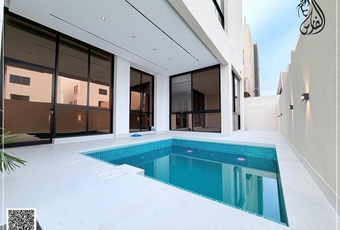 83225221 - Property Image 3