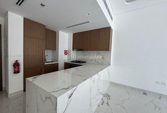 STYLISH APARTMENT | POOL VIEW | 1 TO 12 CHEQUES photo 3