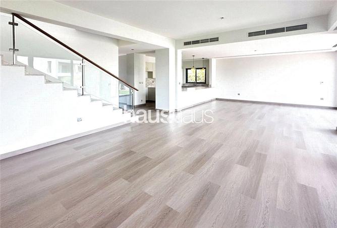 70280345 - Property Image 3