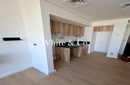 Apartment - 1 - 1 for rent in Golf Vita A - Golf Vita - Damac Hills - Dubai