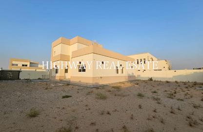 Villa - 4 - 6 for rent in Al Suyoh 1 - Al Suyoh - Sharjah Villa - 4 - 6 for rent in Al Suyoh 1 - Al Suyoh - Sharjah