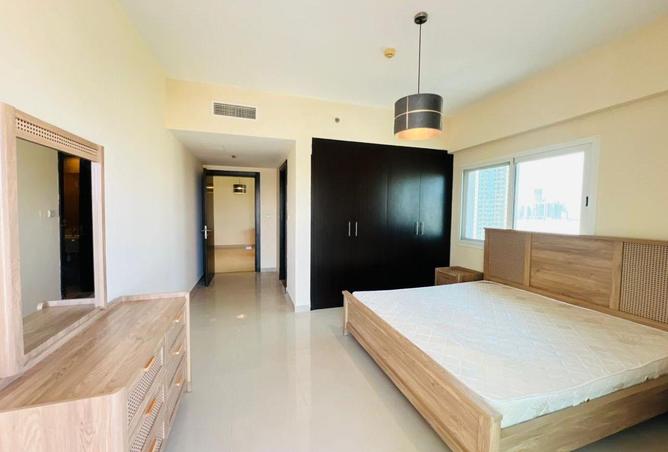 53576130 - Property Image 3