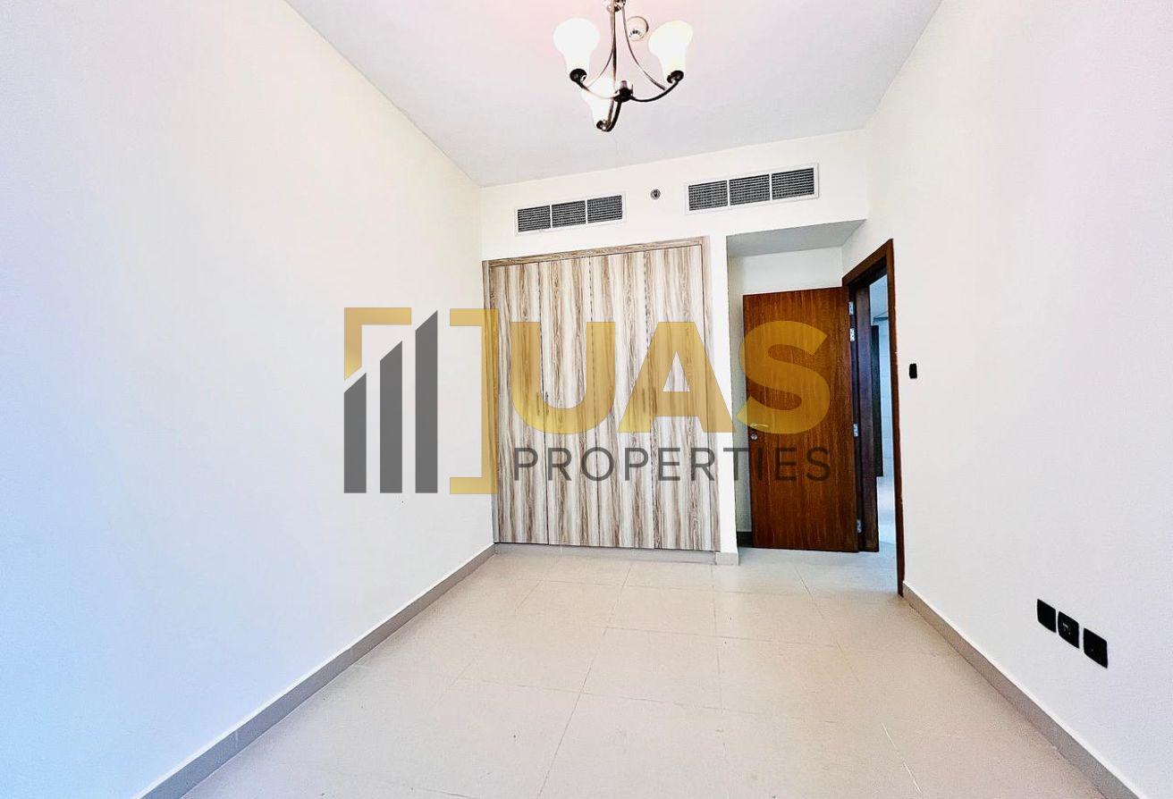 Huge 1BHK | Modern Layout | Prime Location photo 12