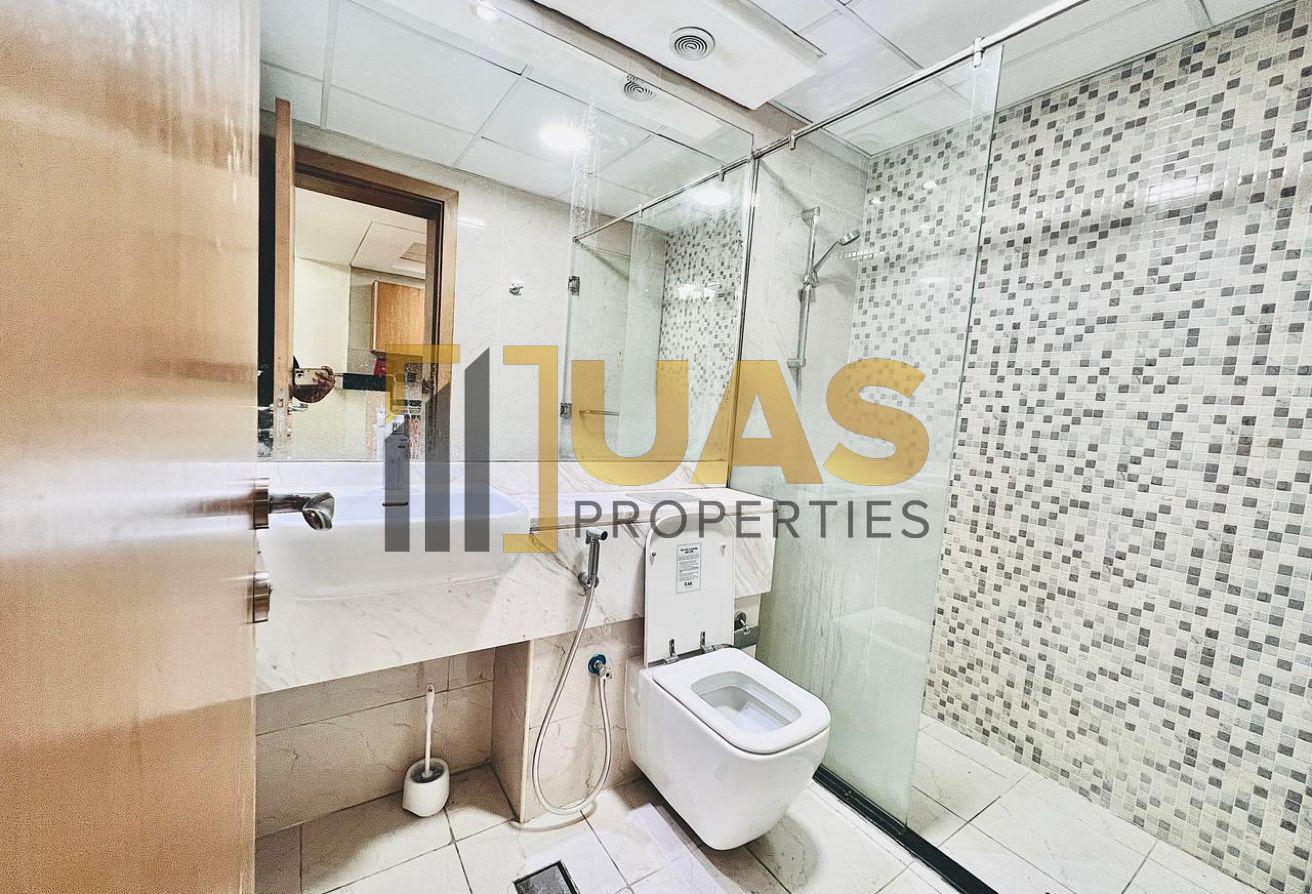 Huge 1BHK | Modern Layout | Prime Location photo 13