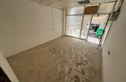 Shop - Studio - 1 Bathroom for rent in Ajman Corniche Residences - Ajman Corniche Road - Ajman