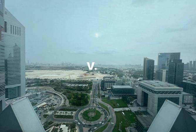 Amazing View | DEWA and Chiller Free | Vacant Now