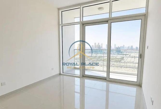 98696533 - Property Image 2