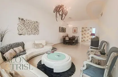 Apartment - 2 Bedrooms - 3 Bathrooms for rent in Burj Al Nujoom - Downtown Dubai - Dubai