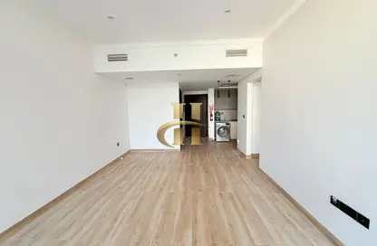 Apartment - 1 Bedroom - 2 Bathrooms for rent in Chaimaa Avenue 2 - Chaimaa Avenue Residences - District 13 - Jumeirah Village Circle - Dubai