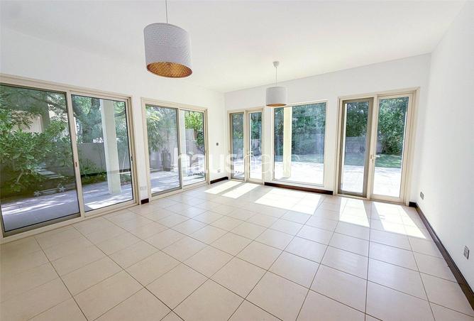 105985576 - Property Image 2