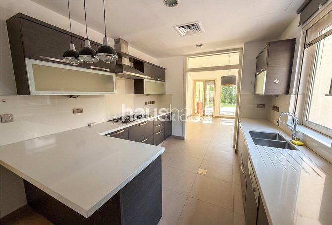 105985576 - Property Image 3