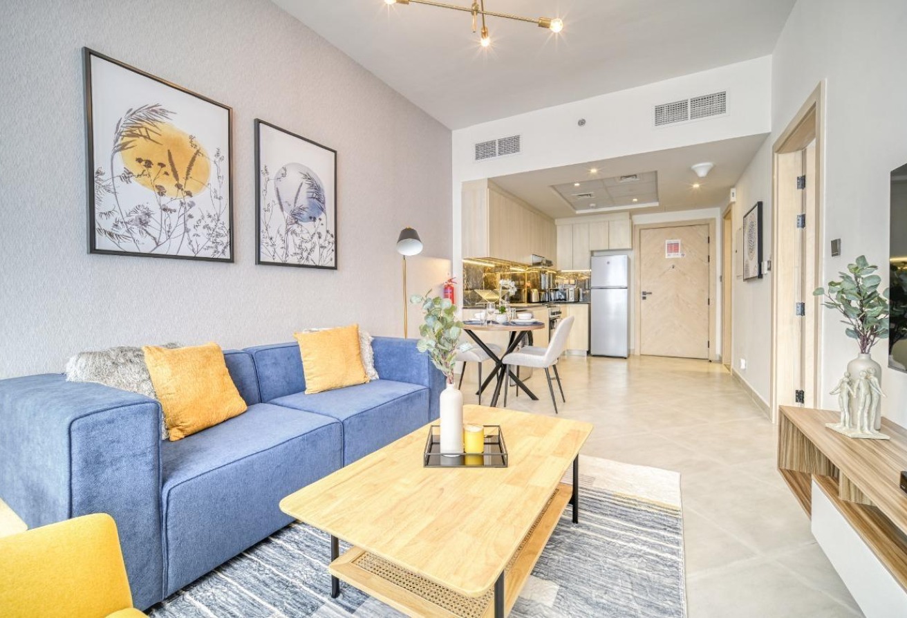 ELEGANTLY FURNISHED | BIGGER SIZE | MULTIPLE CHQ gallery image