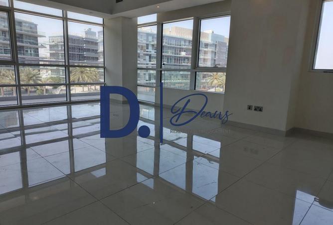 70683834 - صورة العقار 3