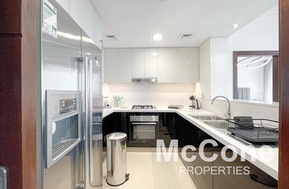 Apartment - 2 Bedrooms - 3 Bathrooms for sale in Burj Vista Tower 2 - Burj Vista - Downtown Dubai - Dubai
