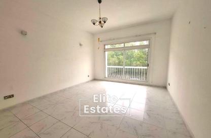 Villa - 3 Bedrooms - 3 Bathrooms for rent in Umm Suqeim 3 - Umm Suqeim - Dubai