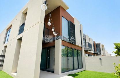 Townhouse - 4 - 5 for rent in Cherrywoods P1 - Cherrywoods - Dubai