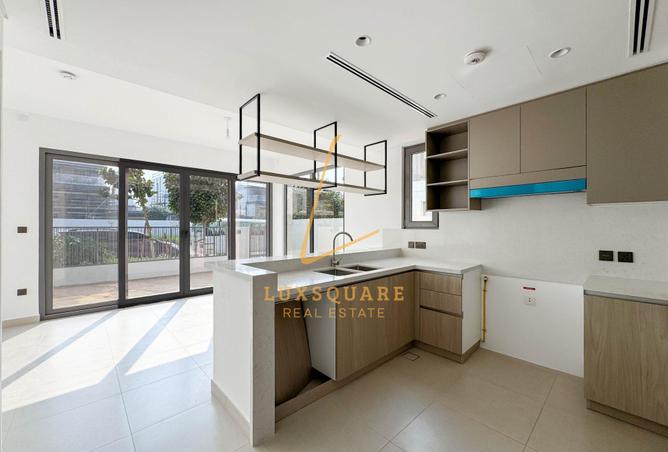 57363198 - Property Image 3