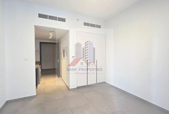 54308253 - صورة العقار 3