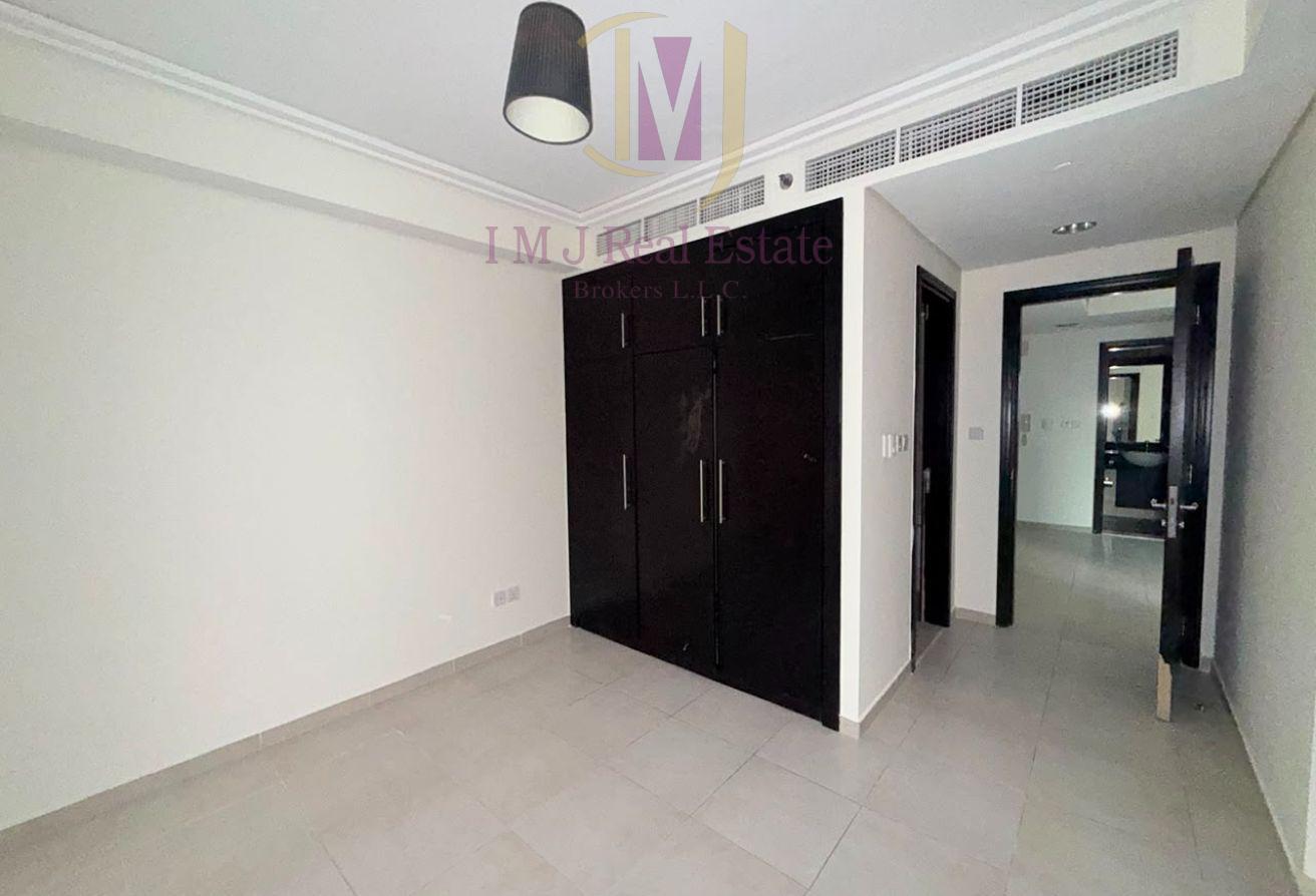 Exclusive | 2BR | Beautiful Lake View | Near Metro photo 8