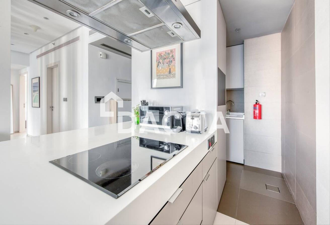 Marina View | Vacant | Upgraded | Fully Furnished photo 10