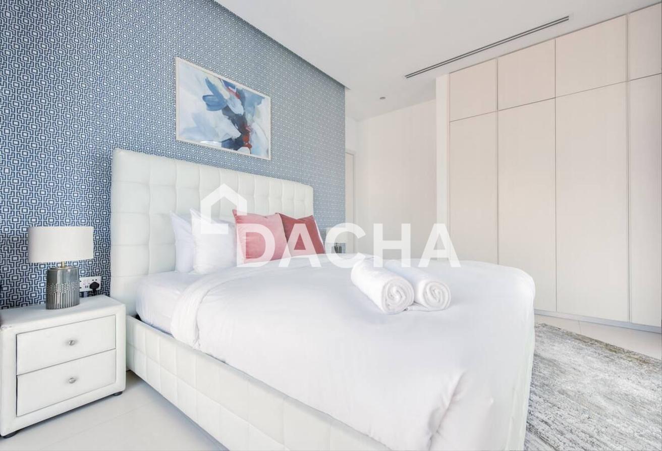 Marina View | Vacant | Upgraded | Fully Furnished photo 15